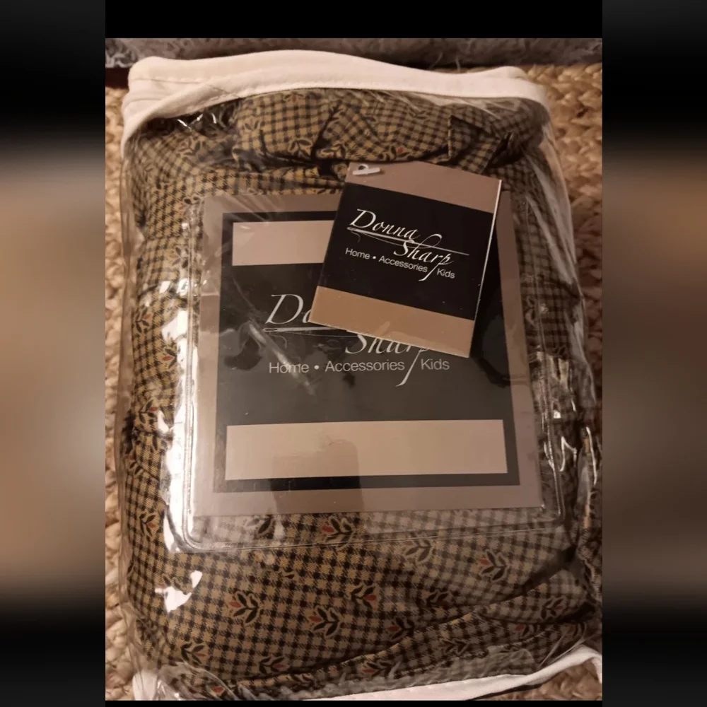 Donna Sharp Home Chocolate Gingham #610 Twin Bed skirt Bedding Linens